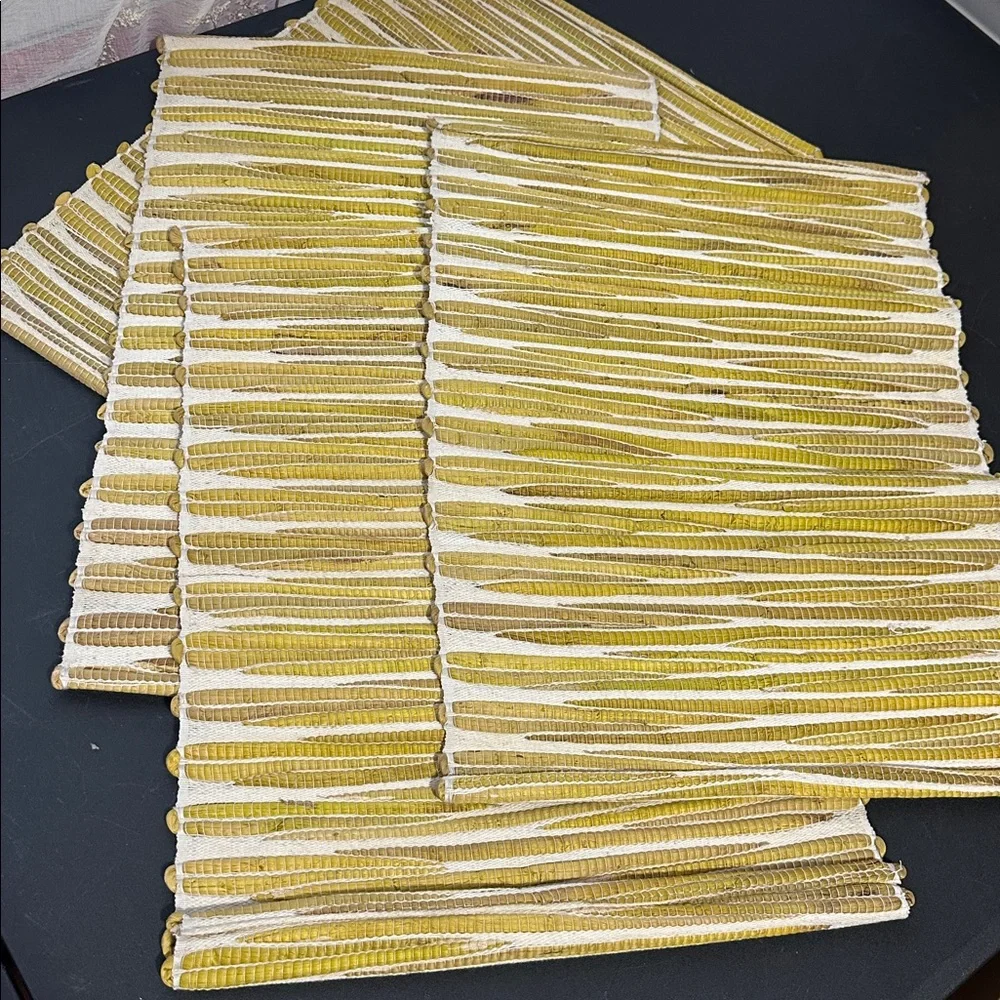 Pier 1 woven bamboo yellow gold placemats set of 4